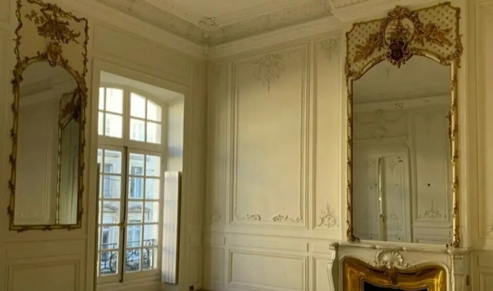 Office in Paris for lease - Interior Photo - Image 2 of 3