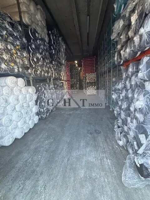 Industrial in Montreuil for lease Building Photo- Image 1 of 4