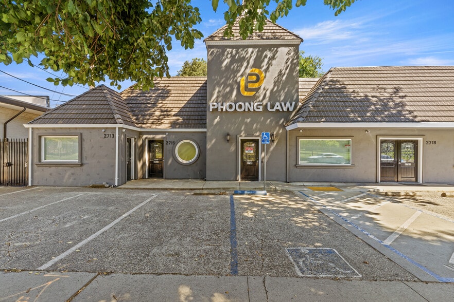 1113 Castro Way, Sacramento, CA for sale - Building Photo - Image 2 of 33