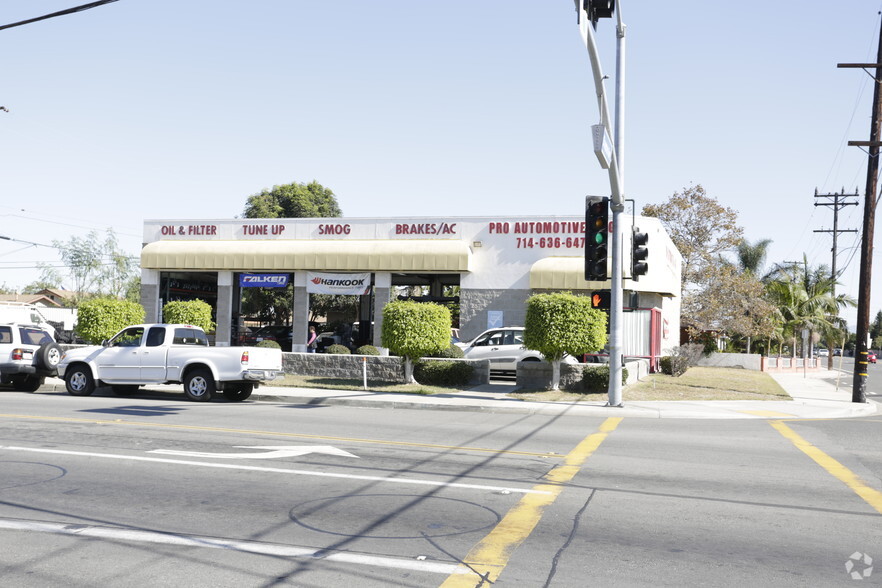 8521 Chapman Ave, Garden Grove, CA for sale - Primary Photo - Image 1 of 1