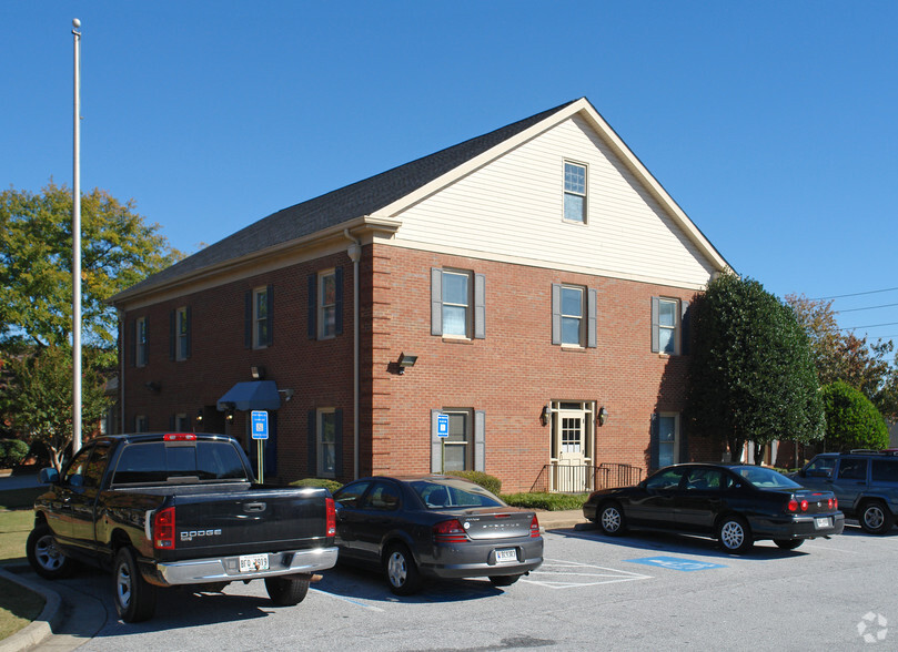 21 N Main St, Alpharetta, GA for lease - Primary Photo - Image 1 of 2