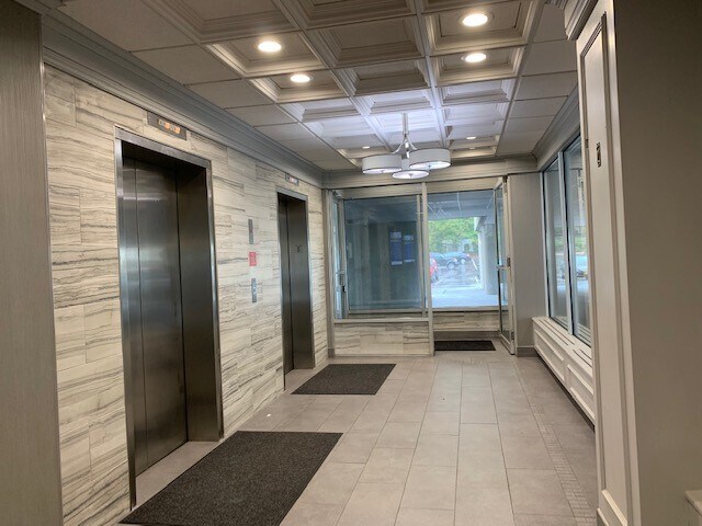 265 Post Ave, Westbury, NY for lease - Interior Photo - Image 2 of 8