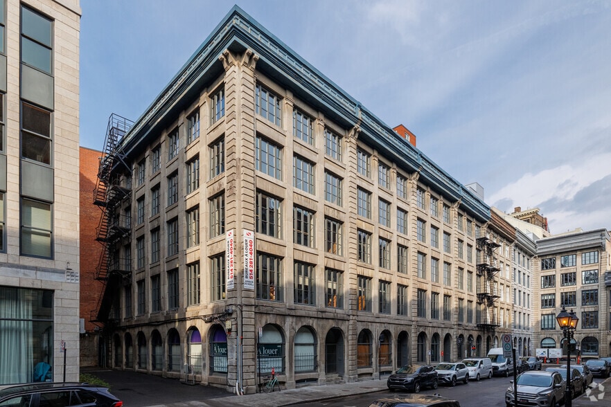 59-71 Rue De Brésoles, Montréal, QC for lease - Building Photo - Image 1 of 5