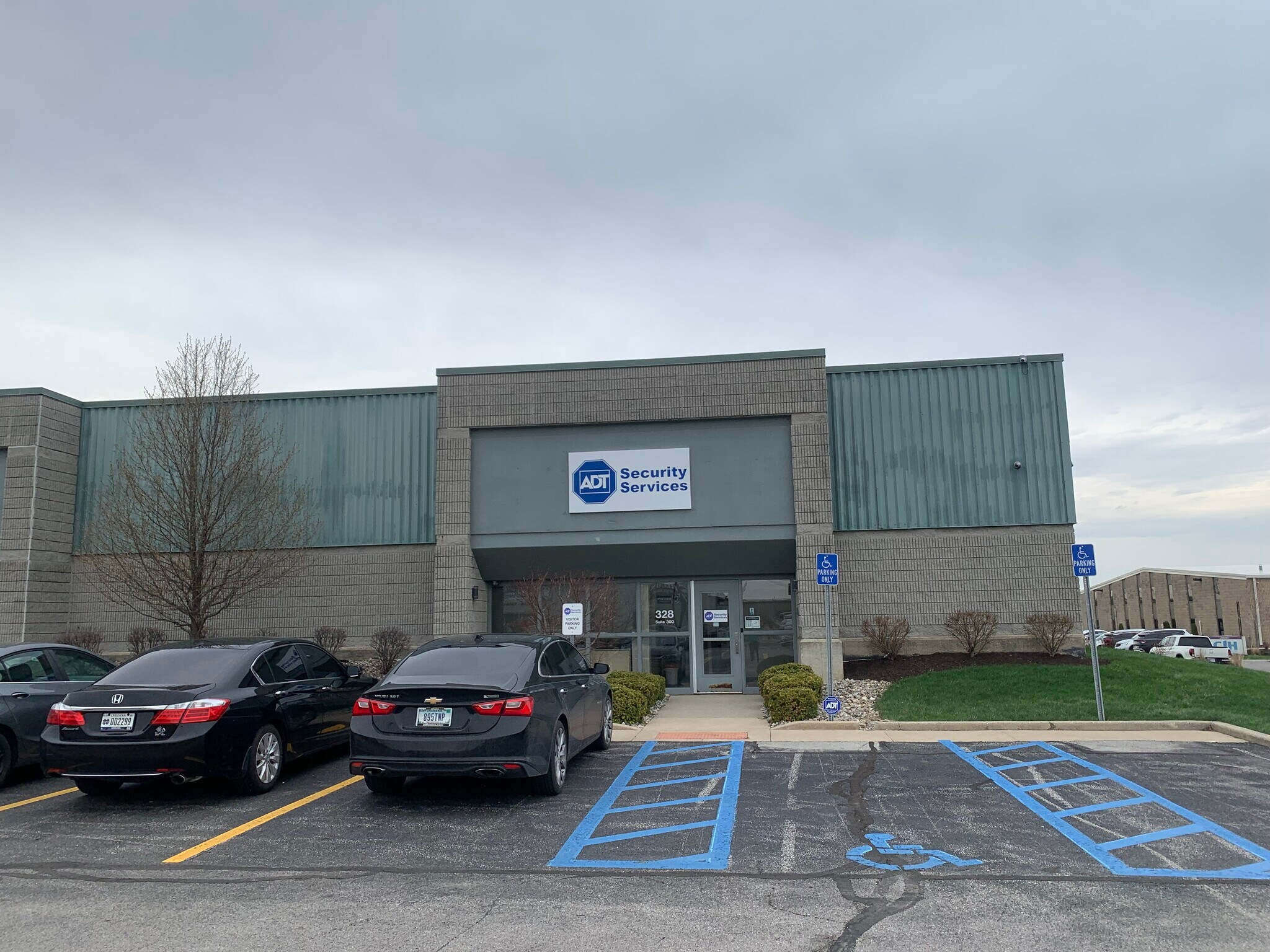 300-328 Ley Rd, Fort Wayne, IN for sale Building Photo- Image 1 of 1