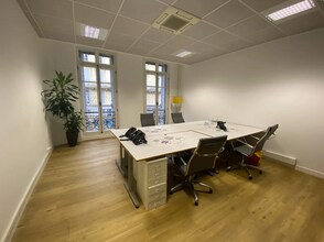 27 Rue De La Republique, Marseille for lease Interior Photo- Image 1 of 5