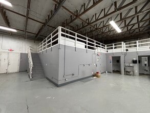 257-263 W 2950 S, Salt Lk, Salt Lake City, UT for lease Interior Photo- Image 1 of 6