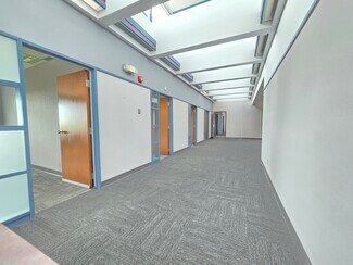 More details for 4512 46 St, Olds, AB - Office for Lease