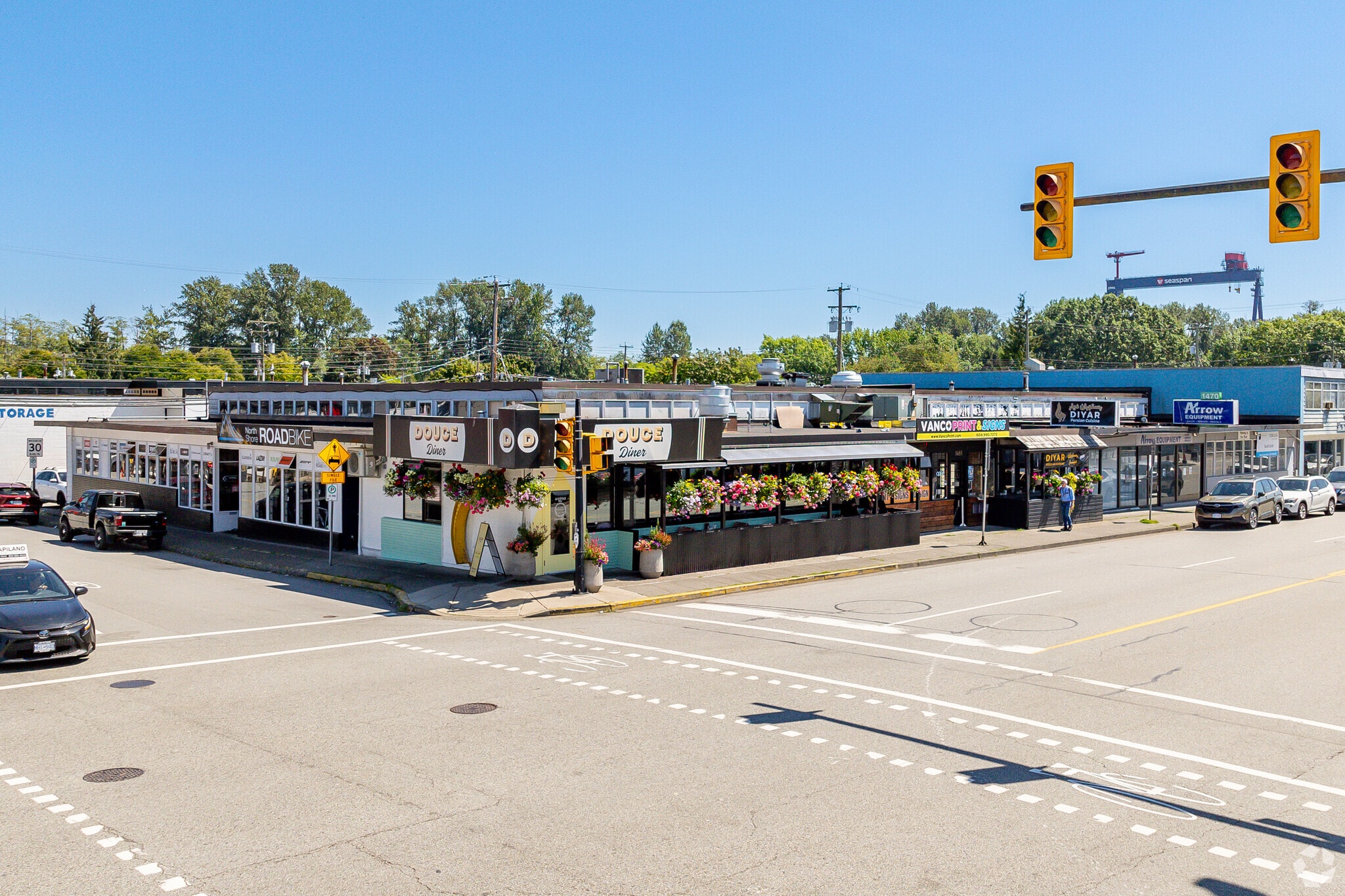 1470-1490 Pemberton Ave, North Vancouver, BC for lease Primary Photo- Image 1 of 3
