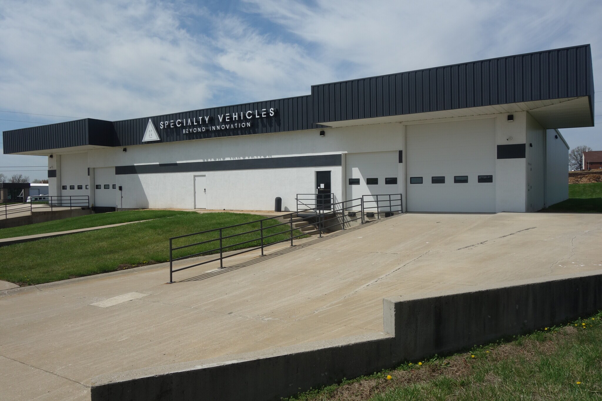 1100 NW Valley Ridge Dr, Grain Valley, MO 64029