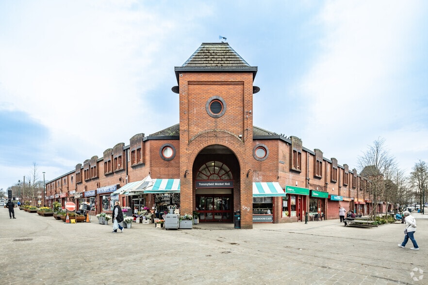 Albion St, Oldham for sale - Primary Photo - Image 1 of 1