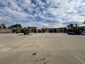 1905 Longmire Rd, Conroe, TX for lease Building Photo- Image 1 of 17