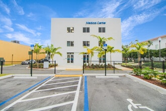 304 N Krome Ave, Homestead, FL for lease Interior Photo- Image 1 of 9
