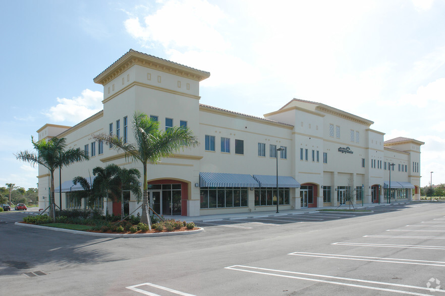 15501-15519 NW 67th Ave, Miami Lakes, FL for lease - Building Photo - Image 3 of 10