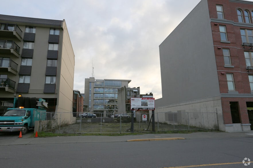 613 Herald St, Victoria, BC for sale - Primary Photo - Image 1 of 1
