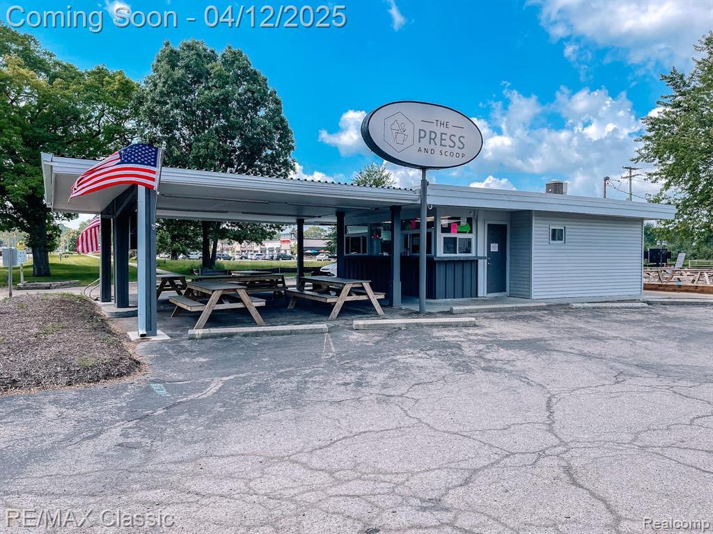 2120 S Milford Rd, Highland, MI for sale Building Photo- Image 1 of 14