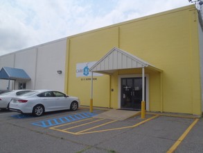 9310 Normandie Dr, Shreveport, LA for lease Building Photo- Image 2 of 13