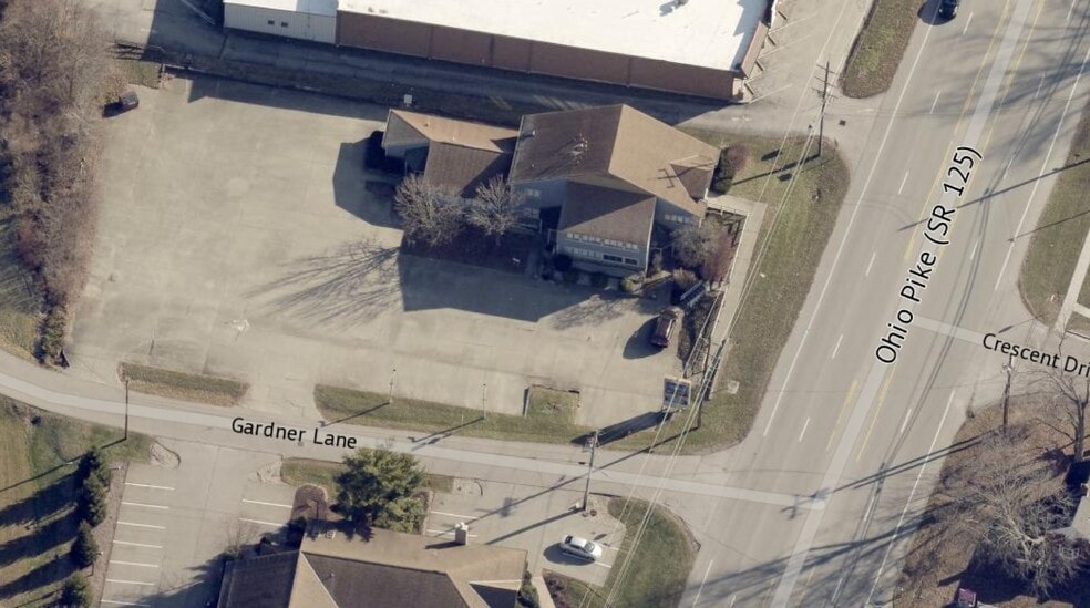 1010 Ohio Pike, Cincinnati, OH for lease - Building Photo - Image 3 of 14