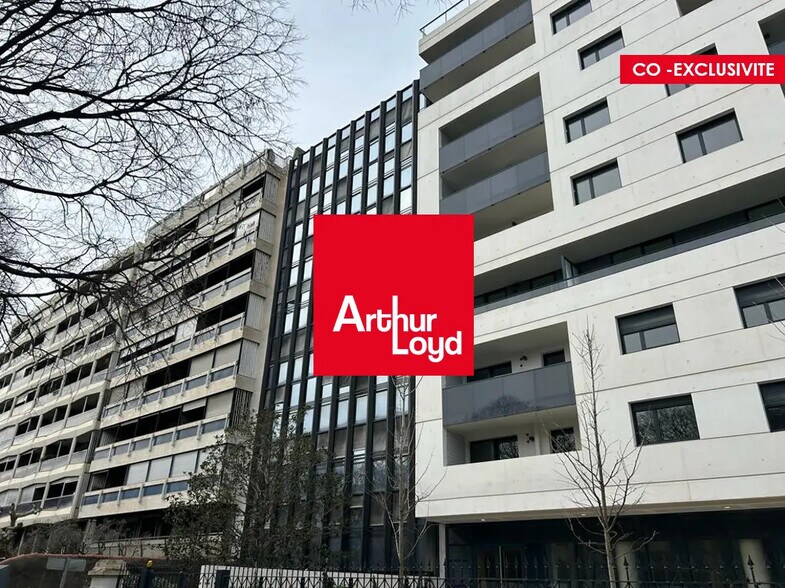 348 Avenue Du Prado, Marseille for lease - Building Photo - Image 1 of 24