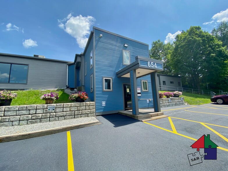 654 Granger Rd, Barre, VT for lease - Building Photo - Image 1 of 22