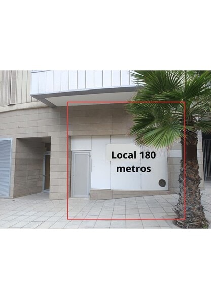 Office in Las Palmas de Gran Canaria, Las Palmas for sale - Building Photo - Image 2 of 12