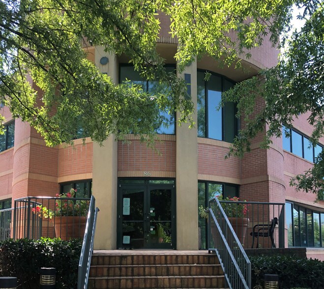 86 Upper Riverdale Rd, Riverdale, GA 30274