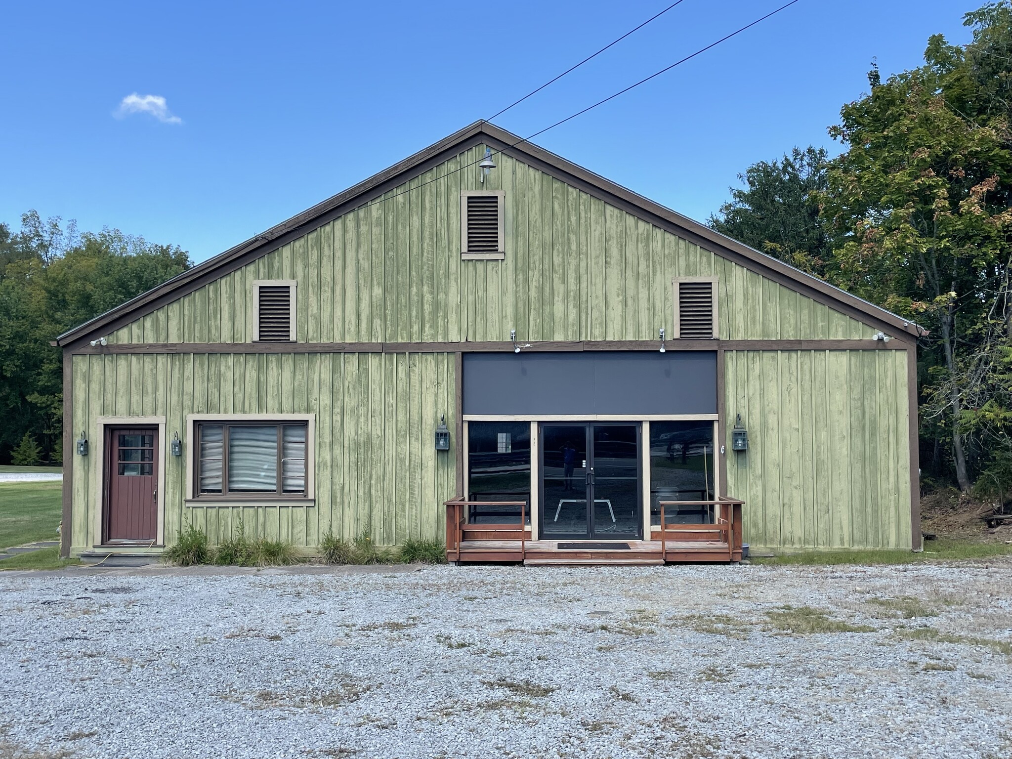 611 New Alexandria Rd, Greensburg, PA for sale Building Photo- Image 1 of 1