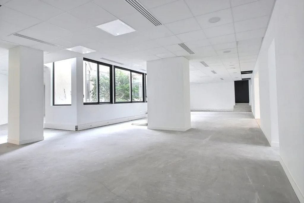 25 Rue De Chazelles, Paris for lease Interior Photo- Image 1 of 9