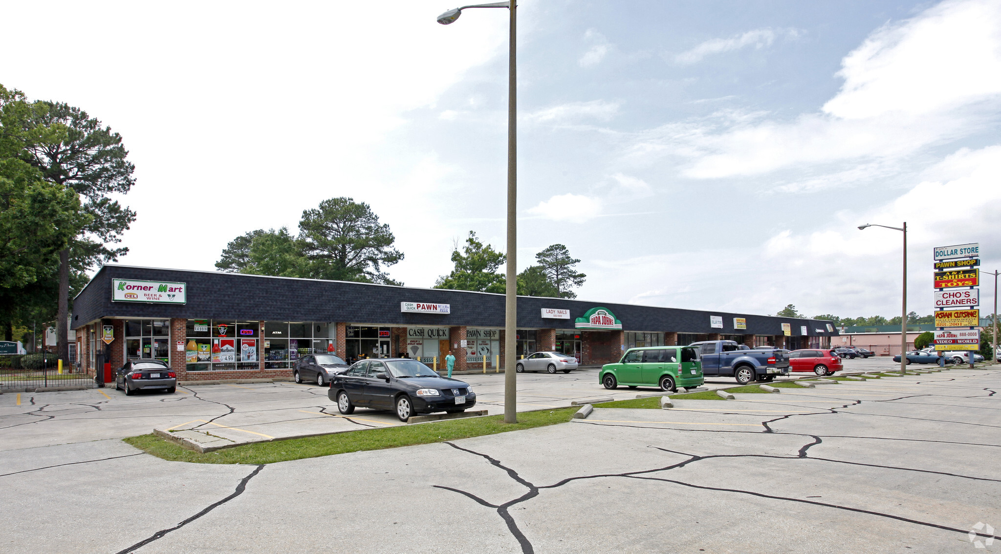 15501-15521 Warwick Blvd, Newport News, VA for lease Primary Photo- Image 1 of 6