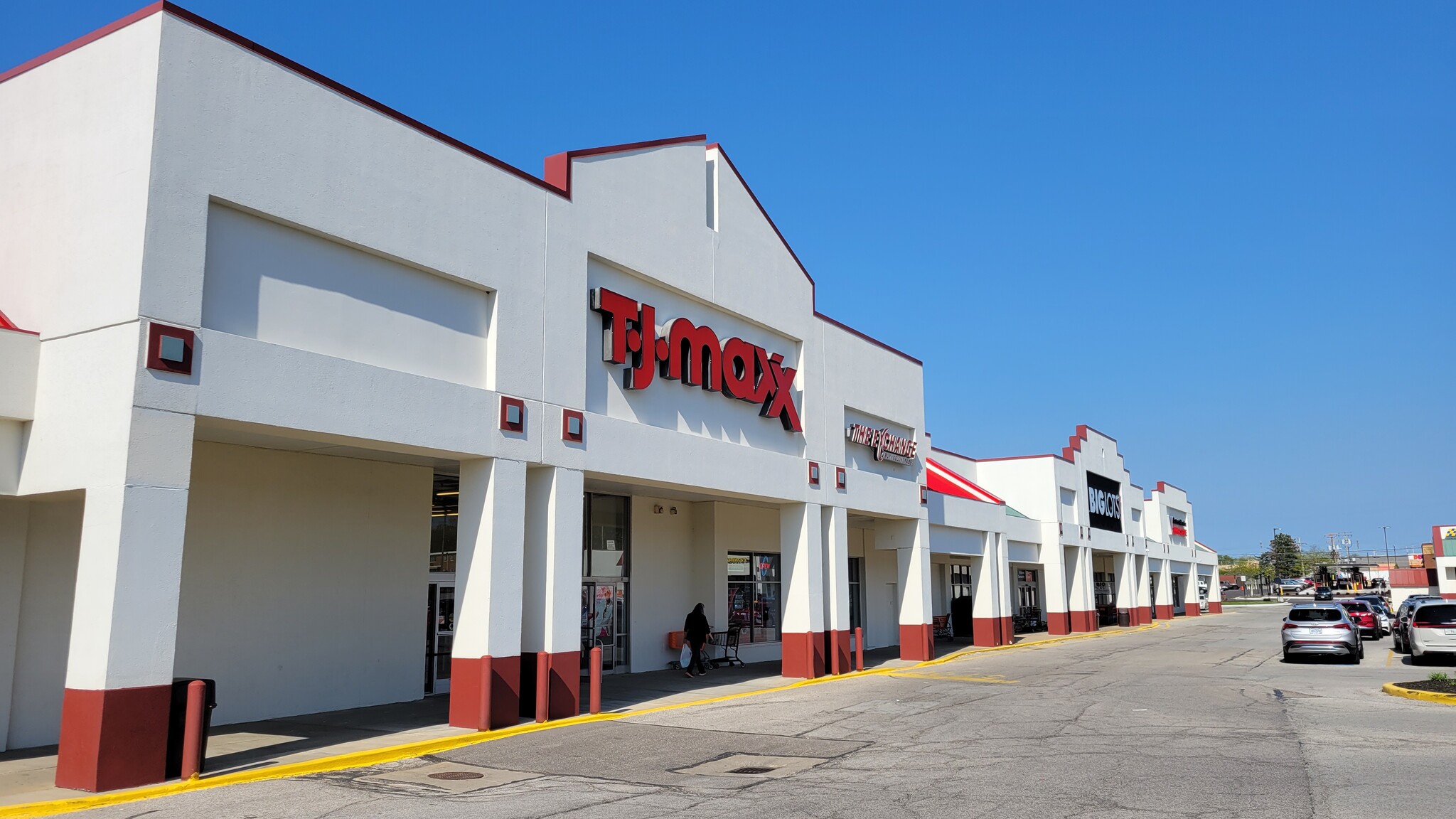 35101 Euclid Ave, Willoughby, OH for lease Building Photo- Image 1 of 13