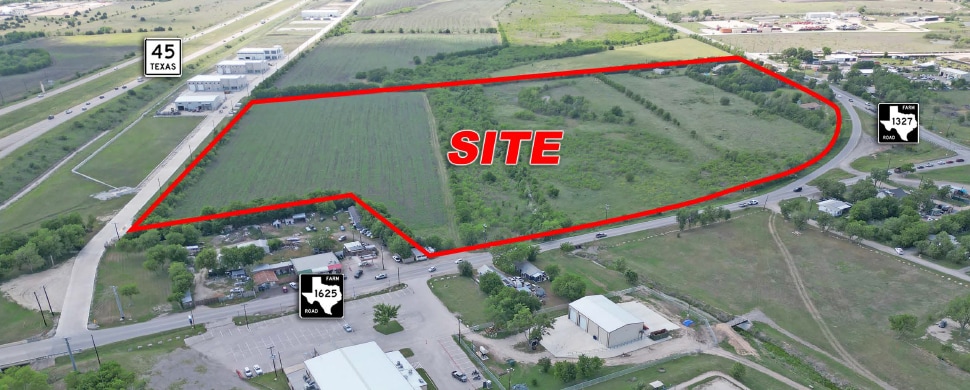 4715 FM 1327, Creedmoor, TX for sale - Building Photo - Image 2 of 4
