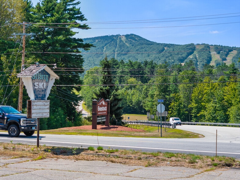 700-720 Cherry Valley Road, Gilford, NH for sale - Building Photo - Image 2 of 27