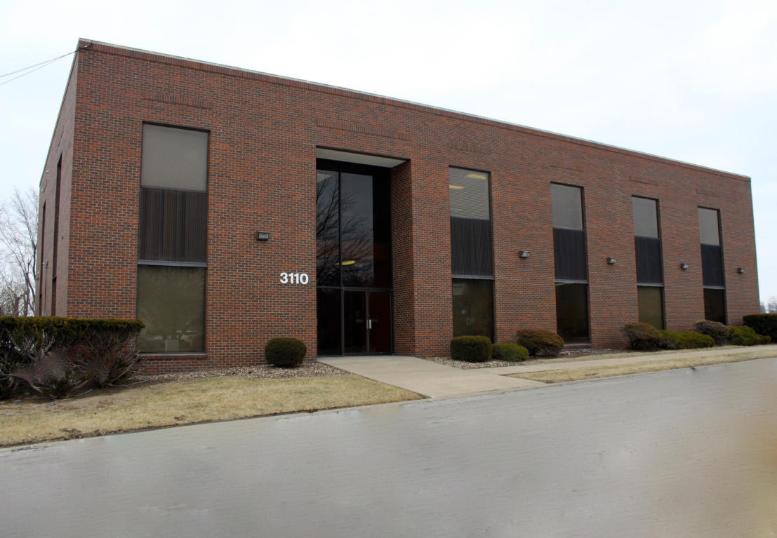 3110 Karnes Rd, Saint Joseph, MO 64506