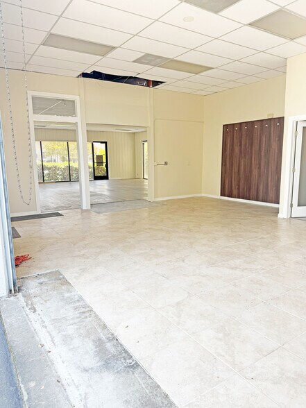 3485 Airway Dr, Santa Rosa, CA for lease - Interior Photo - Image 3 of 9
