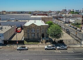 Artist Live / Work, Multi-Unit - Pub