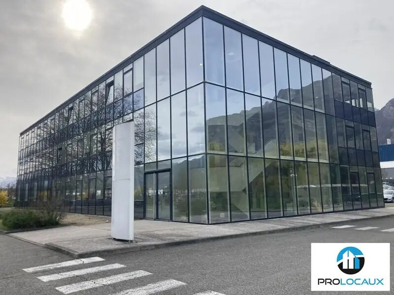 Office in Crolles for sale Building Photo- Image 1 of 4
