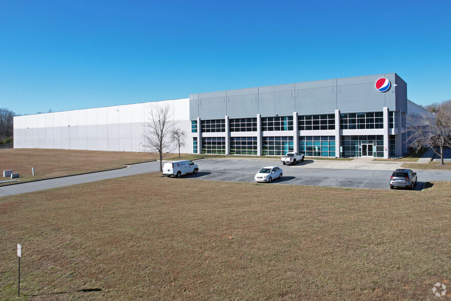 295 Business Park Dr, Winston-Salem, NC for sale - Primary Photo - Image 1 of 1