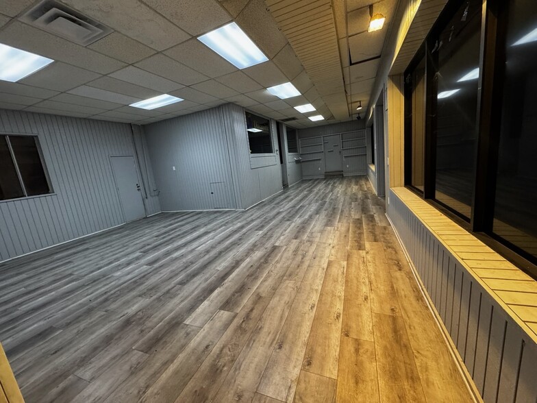 7639 Foothill Blvd, Tujunga, CA for lease - Building Photo - Image 3 of 49