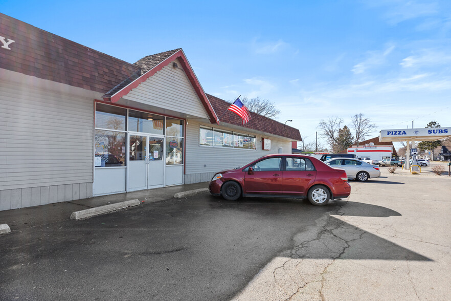 111 W Main St, Hopkins, MI 49328 - Retail for Sale | LoopNet