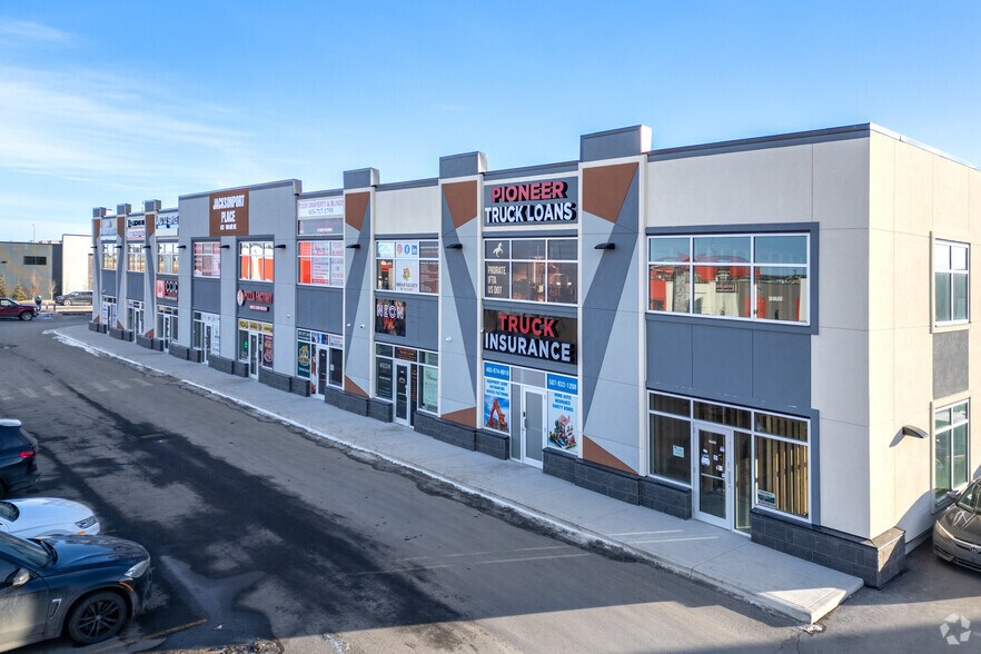 1005-4231 109 NE ave, Calgary, AB for sale - Primary Photo - Image 1 of 1