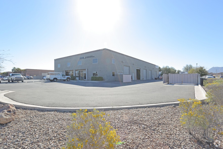 295 Sunpac Ave, Henderson, NV for sale - Primary Photo - Image 1 of 6