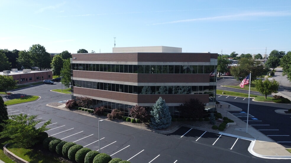 8601 Monrovia St, Lenexa, KS for lease - Building Photo - Image 3 of 22