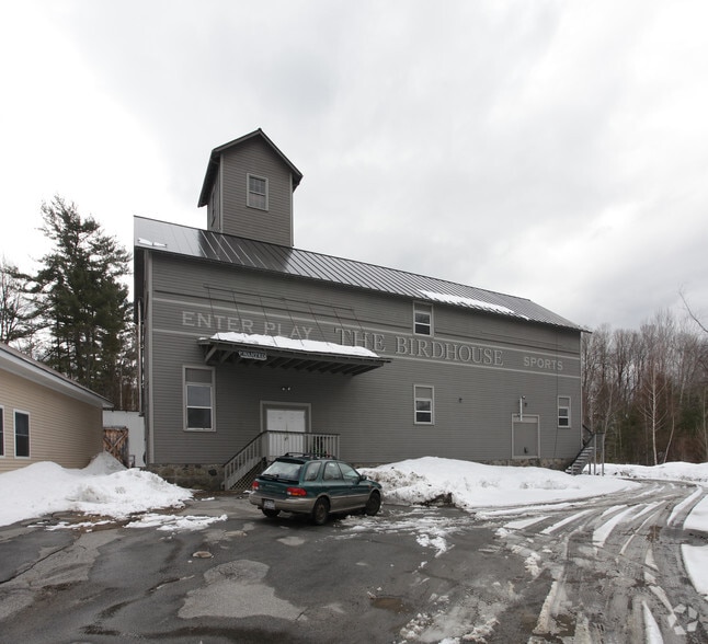 101 River St, Warrensburg, NY for sale - Primary Photo - Image 2 of 2