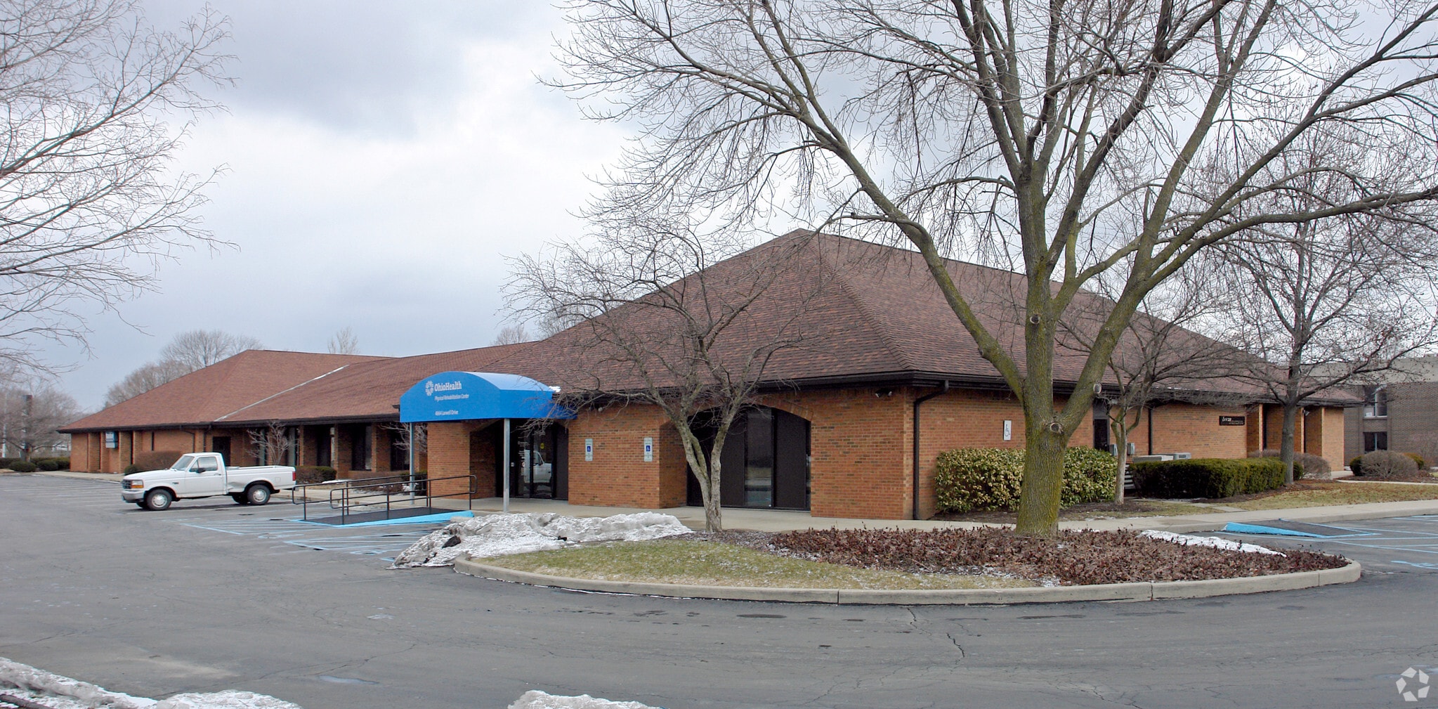 4666-4678 Larwell Dr, Columbus, OH for lease Primary Photo- Image 1 of 8