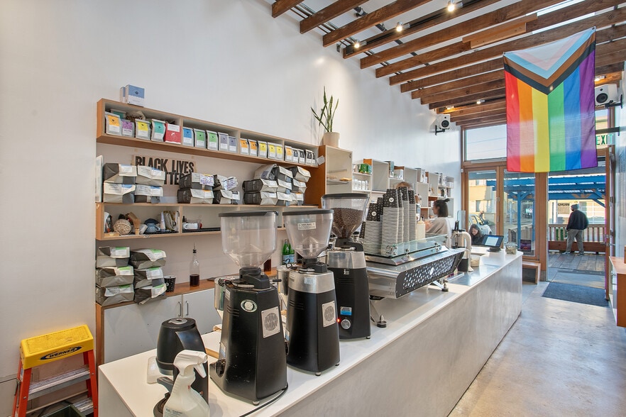 3627-3629 Taraval St, San Francisco, CA for sale - Building Photo - Image 3 of 30