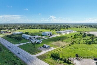 7529 Blimp Base Rd, Hitchcock, TX for lease Aerial- Image 2 of 12
