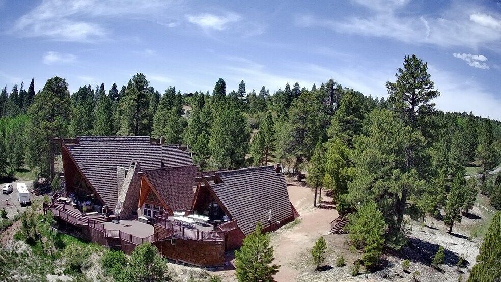 2814 Dead Horse Loop, Alton, UT for sale - Building Photo - Image 3 of 11