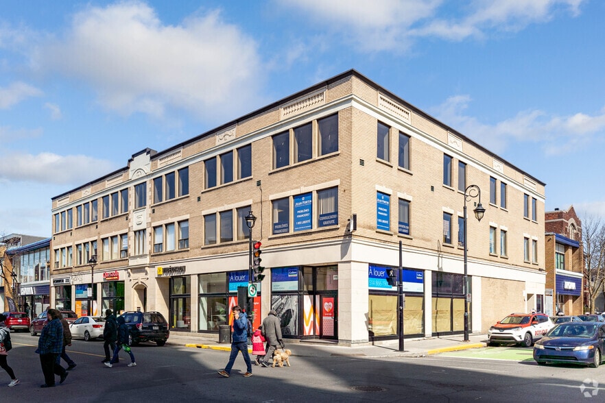 4076-4090 Wellington, Montréal, QC for lease - Building Photo - Image 1 of 2