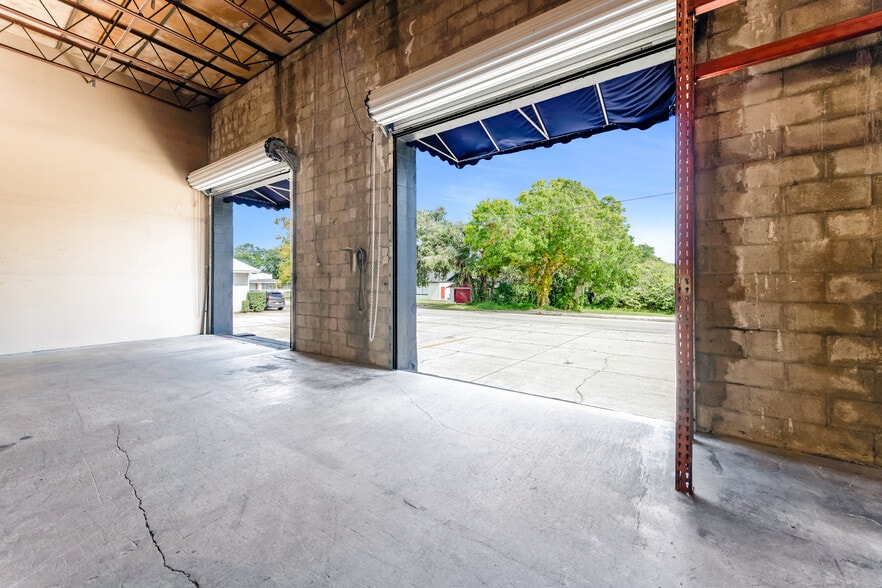 1740 Segrave St, Daytona Beach, FL for lease - Building Photo - Image 2 of 11