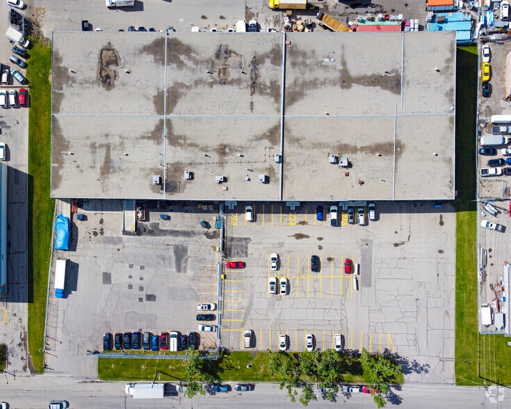 1329 45th Ave NE, Calgary, AB for sale - Aerial - Image 1 of 1