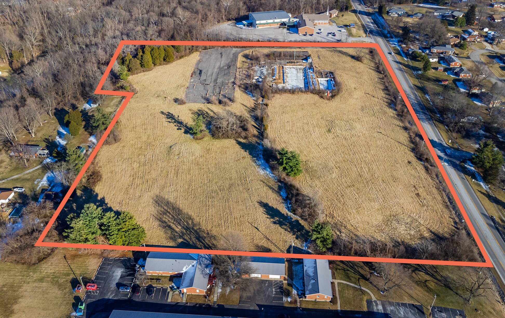 6001 Outer Loop, Louisville, KY 40219 15 Acres APPROVED for 256